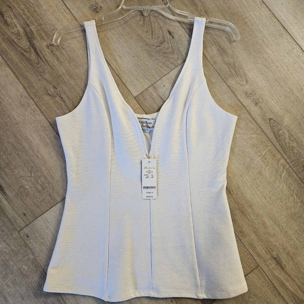 NWT Bebe Deep V Neck Elegant White Sleeveless Top Medium